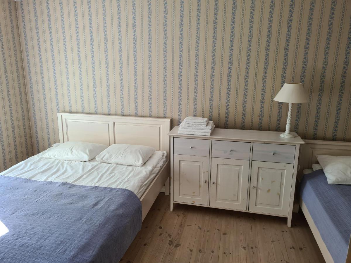 Lahe Guesthouse Haapsalu Extérieur photo