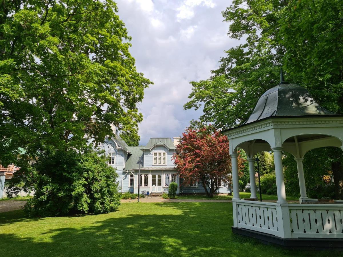 Lahe Guesthouse Haapsalu Extérieur photo